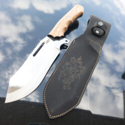 German Steel Bowie knife ,Hunting knife, Bowie knife,  Top Selling,  forged knife, Engraved knife Hunting Bowie Knife, Custom Handmade